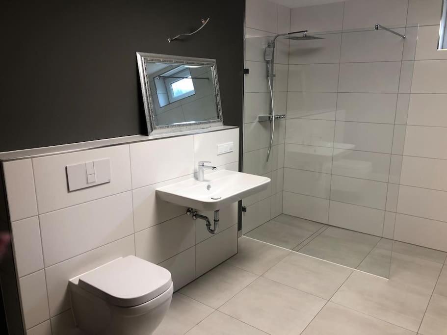 Wohnung Zur Langzeitmiete Geeignet Bad Kreuznach Bagian luar foto